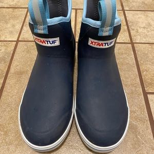 Women’s Xtratuf Boots Size 8